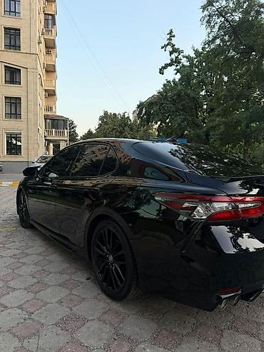 Toyota: Toyota Camry: 2021 г., 2.5 л, Автомат, Бензин, Седан — 5