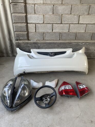 бампер миленум: Задний Бампер Honda 2002 г., Б/у, цвет - Белый