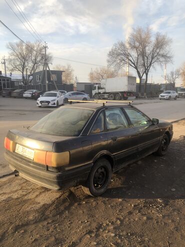 Audi: Audi 80: 1990 г., 1.8 л, Механика, Бензин, Седан — 3