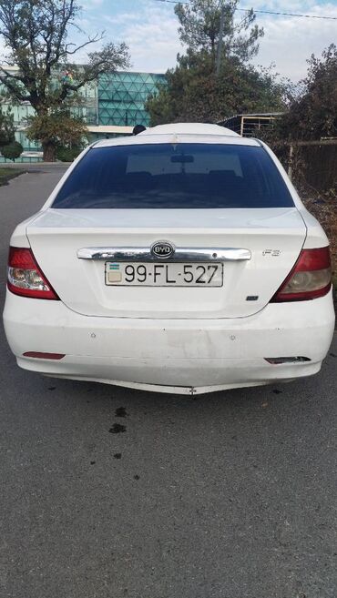 çeşqa maşını: Surulmaya verilir 2013 koja salon pec konsaner mexanika depazit 200azn