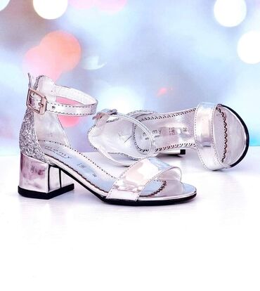 h m baletanke za devojcice: Sandals, Size - 31