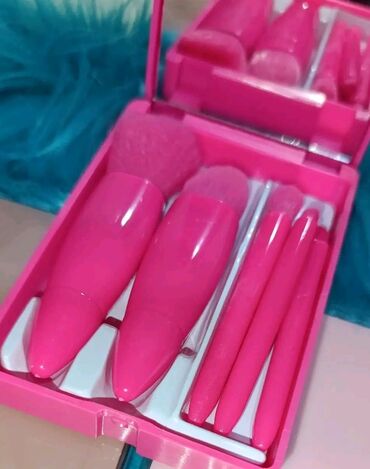 Šminka: Svašta nešto od šminke paketi i na komad. Svašta nešto mešano — 4