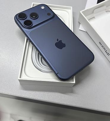 ipad pro 2022: IPhone 15 Pro, Göy — 1