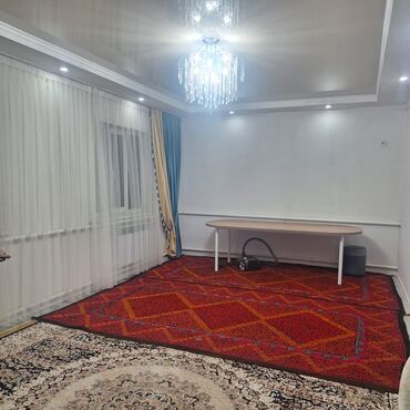 продаю дом район ак ордо: Дом, 100 м², 3 комнаты, Собственник, Косметический ремонт