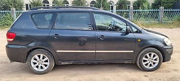 corolla 2004: Toyota Avensis Verso: 2003 г., 2.4 л, Автомат, Бензин, Минивэн — 5