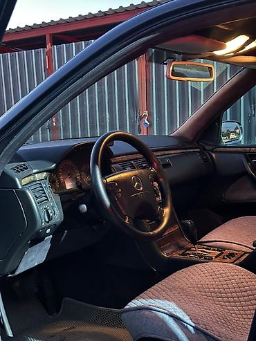 Продажа авто: Mercedes-Benz E-Class: 2000 г., 2.7 л, Автомат, Дизель, Седан — 6