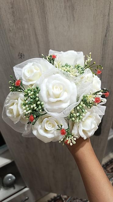 Букет-«невесты» из цветов из мыла - Композиция из белых роз с