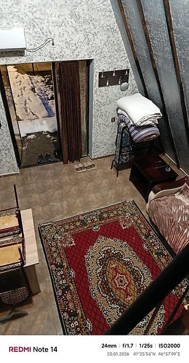 kiraye evler xırdalan 2026: Qaxda A‑Frame tipli dağ evi – gündəlik istirahət üçün - Üslub: trapes — 6