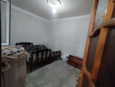 Həyət evləri və villaların satışı: Satış üçün həyət evi və torpaq sahəsi - Tam hasarlanmış geniş həyət — 8