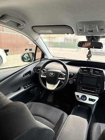 gen 2: Toyota Prius: 2016 г., 1.8 л, Автомат, Гибрид, Хэтчбэк — 4