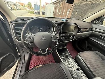 cga3 de: Mitsubishi Outlander: 2017 г., 3 л, Автомат, Бензин, Кроссовер — 7