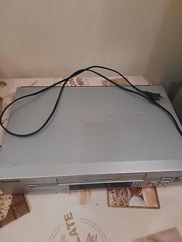 Видеомагнитофон Panasonic