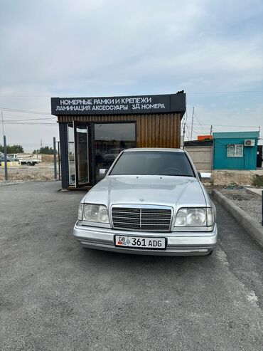 Mercedes-Benz: Mercedes-Benz E-Class: 1995 г., 2 л, Механика, Бензин, Седан — 1