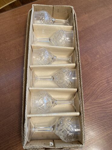 200 ml stekan: Stəkanlar
