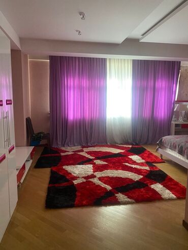 Həyət evləri və villaların satışı: Şəhər mənzərəsinə açılan balkonları olan möhtəşəm fasadlı 4 mərtəbəli — 31