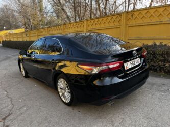 Toyota: Toyota Camry: 2018 г., 2.5 л, Вариатор, Гибрид, Седан — 9