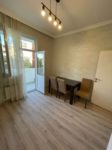 Uzunmüddətli kirayə mənzillər: Xəzər rayonu, Buzovna qəsəbəsi, Zağulba Mallın arxası, 7 mərtəbəli — 4