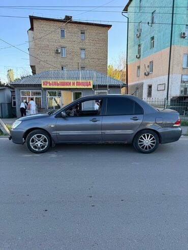 Mitsubishi: Mitsubishi Lancer: 2005 г., 1.6 л, Механика, Бензин, Седан