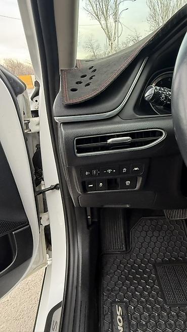 Hyundai: Hyundai Sonata: 2019 г., 2 л, Автомат, Бензин, Седан — 9