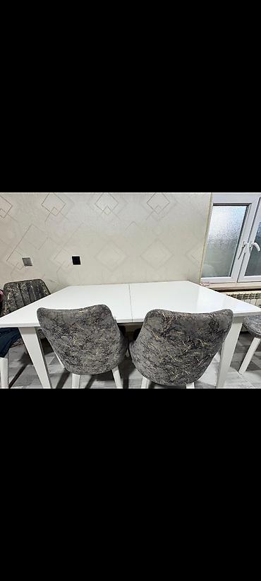 Qonaq otağı üçün, İşlənmiş, Dördbucaq masa, 6 stul