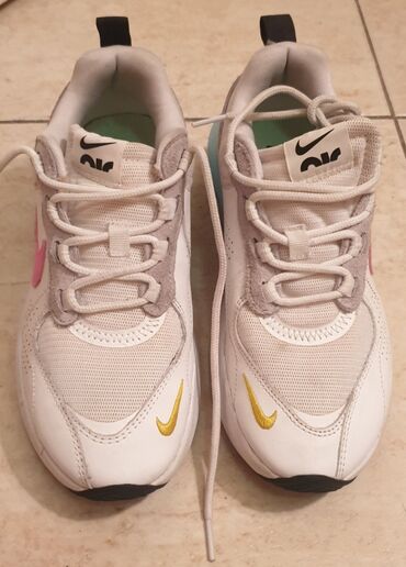 Patike: Nike, 36.5, bоја - Šareno — 3