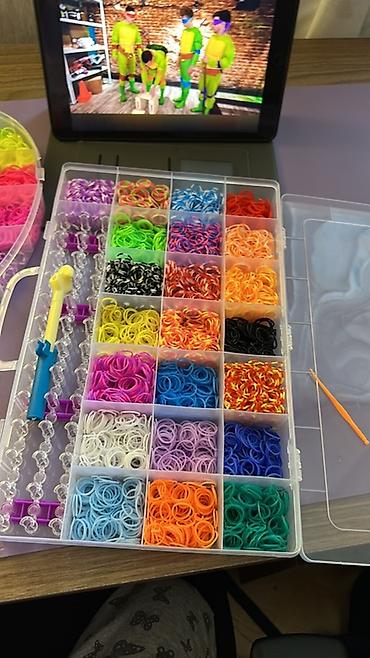 Alətlər: Rəngarəng “loom band” qolbaq/aksesuar hazırlama dəsti - Çoxsaylı — 1