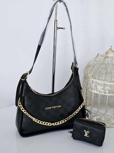 desigual torbe beograd: Shoulder bag, Louis Vuitton, Material: Faux leather