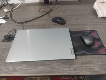 ноутбук на райзен 9: Ноутбук, Lenovo, 8 ГБ ОЭТ, AMD A3, 15.6 ", Колдонулган, Татаал эмес тапшырмалар үчүн