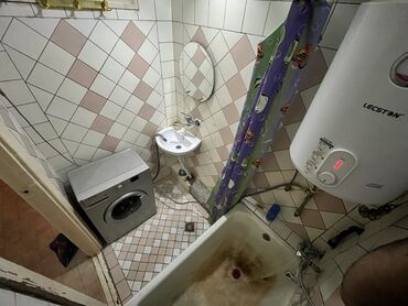 Uzunmüddətli kirayə mənzillər: Kirayə üçün 3otaqlı mənzil Bəy oğlan otaq yoldaşı axtarılır yəmiz və — 9