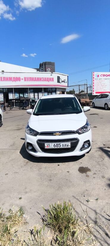 легковой машина: Chevrolet Spark: 2018 г., 0.1 л, Автомат, Бензин, Хэтчбэк