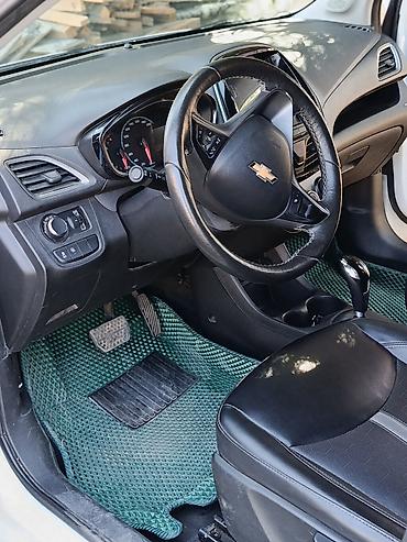 solaris accent: Chevrolet Spark: 2019 г., 1 л, Вариатор, Бензин, Хэтчбэк — 6