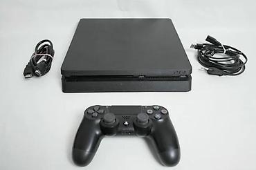ps5 oglasi: U ponudi Sony Playstation 4 sa naslova. Konzola je kao NOVA! Čipovana — 4