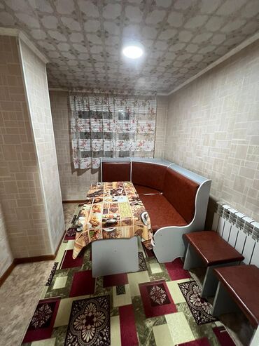 Посуточная аренда квартир: 3 комнаты, Душевая кабина, Постельное белье, Кондиционер — 2