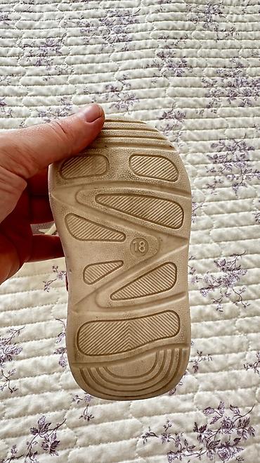 Детская обувь: Обувь на девочку б/у в отличном состоянии,зимние новые,аквасоки Lc — 15