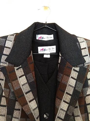 Брючные костюмы: Продаю женскую одежду б/у в очень хорошем состоянии: 1. Женский — 5