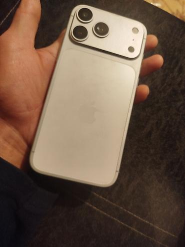 Apple iPhone: IPhone 17 Pro Max, Б/у, 1 ТБ, Белый, Коробка, 100 % — 2