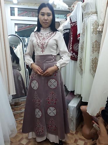 Сатылат бир эле жолу кийилген at lalafo.kg Сатылат бир эле жолу кийилген