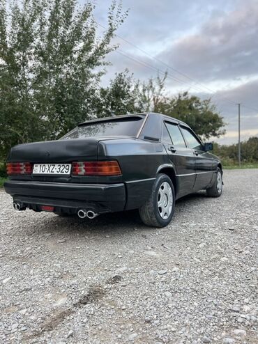 Mercedes-Benz: Mercedes-Benz 190 (W201): 2 l | 1991 il Sedan — 11