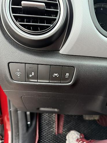 Hyundai: Hyundai Kona: 2019 г., 2 л, Автомат, Бензин, Кроссовер — 29