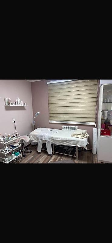 Сдаю Отдельный кабинет: Для бровиста, Для визажиста, Для лешмейкера, 10 м², В частном доме, С оборудованием