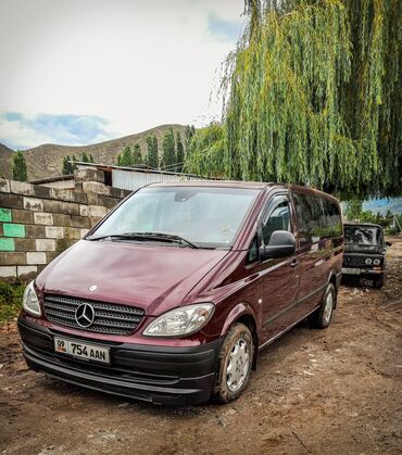 Mercedes-Benz: Mercedes-Benz Viano: 2005 г., 2.2 л, Механика, Дизель, Минивэн — 4