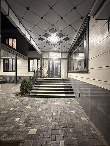 Продажа коттеджей и домов: 6 комнат и более, 435 м², 4 соток, Бишкек, Кок-Жар ж/м Собственник — 16