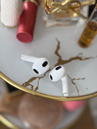 левый airpods: Наушники AirPods 3. Кейс потерян, оригинал, вся упаковка с коробкой