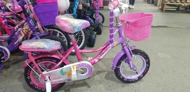 Велосипеды: Велосипед для девочек"Принцесса".Диаметр колес 12.Цена