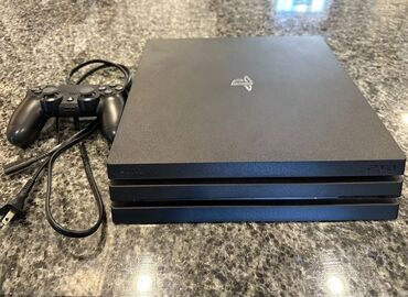 sony playstation 4 500gb: PlayStation 4 pro 1 tb ve 1joystick original discovod iştiyir . Hec