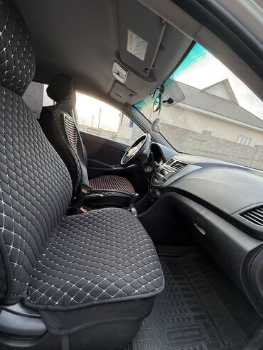 Hyundai: Hyundai Solaris: 2016 г., 1.4 л, Автомат, Бензин, Хэтчбэк — 14