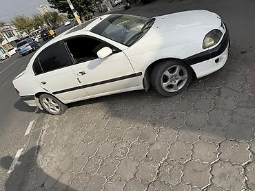 Toyota: Toyota Avensis: 1998 г., 2 л, Механика, Газ, Седан — 2