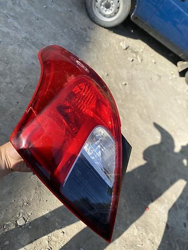 pirus 40 kuza: Nissan sunny arxa stoplar tam işlek veziyette Cut qiymet 80 man butun — 1