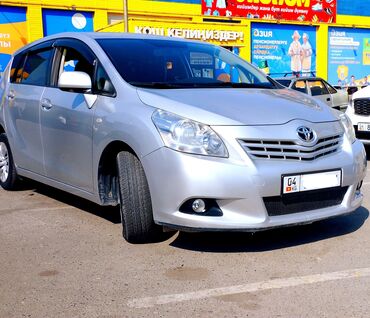 машина хундай соната: Toyota Verso: 2010 г., 1.8 л, Автомат, Бензин, Минивэн