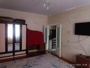 продаю квартиру мкр: 1 комната, 38 м², 105 серия, 6 этаж, Косметический ремонт